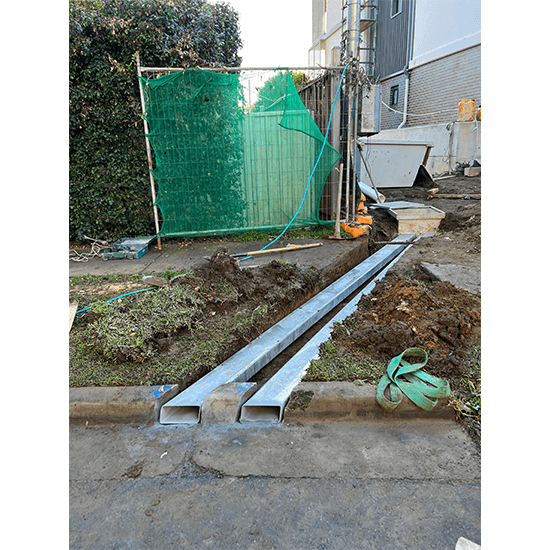 Steel RHS (Rectangular Hollow Section)