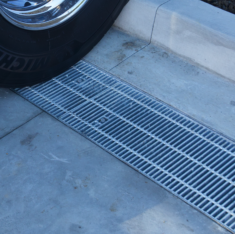 Grate Box MEGAGUARD™ Heelguard Class D Galvanised Box Grate | Heavy Duty Drainage ...